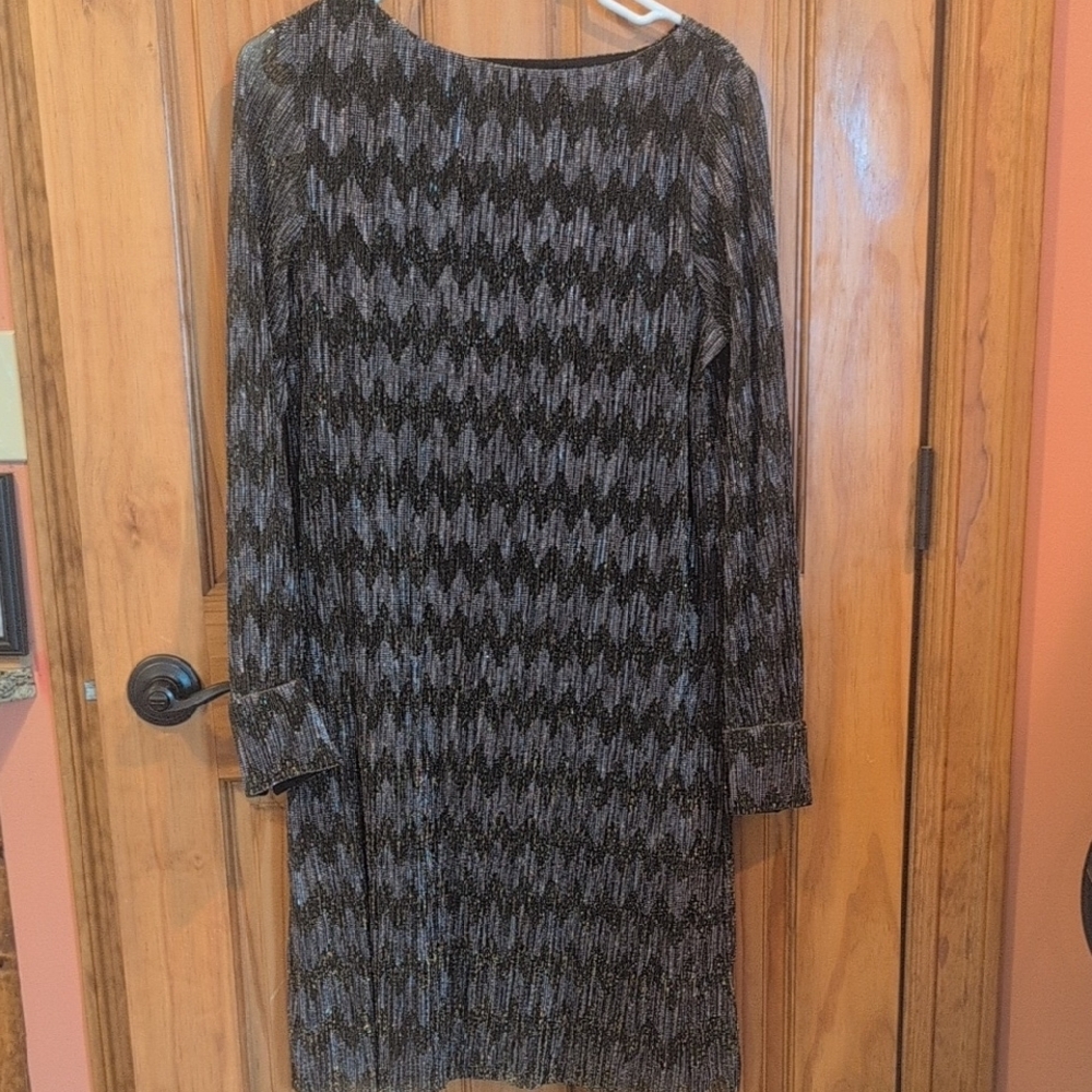 Banana Republic Black and Gold Iridescent Sheath Dress